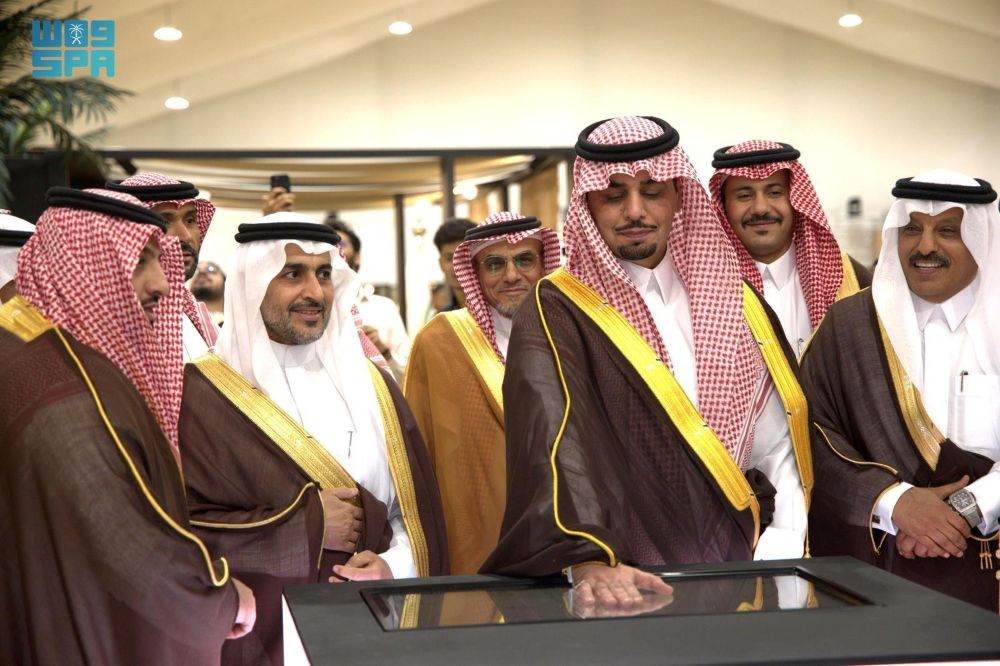 Diriyah Gov. Prince Fahd bin Saad bin Abdullah inaugurated the Diriyah Dates Season and accompanying exhibition, which runs until July 24. (SPA)