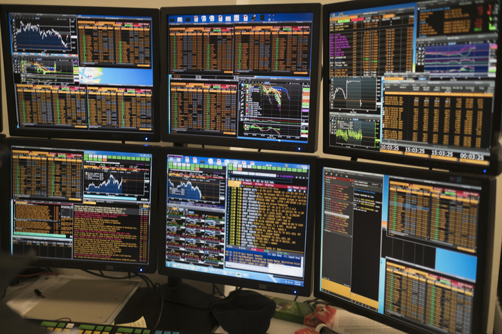 Most Gulf bourses fall on US tariff concerns, weaker oil