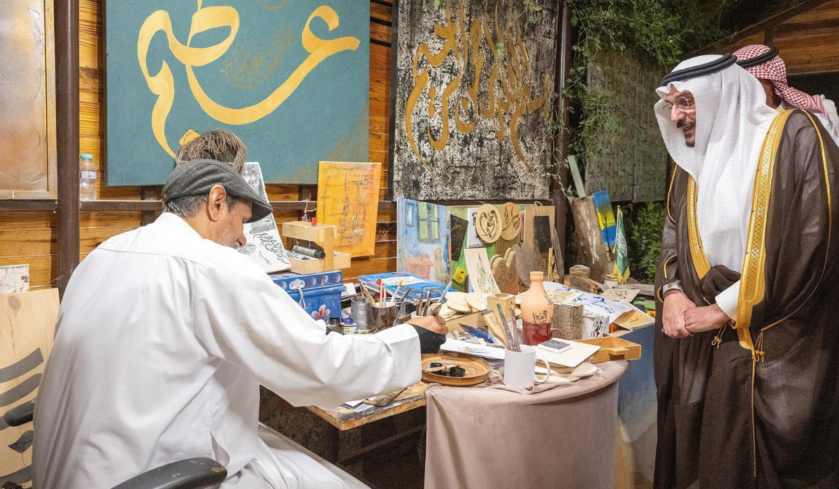 Prince Faisal expressed hope for more high-quality tourism projects that support the local economy and generate job opportunities for Saudis. (SPA)