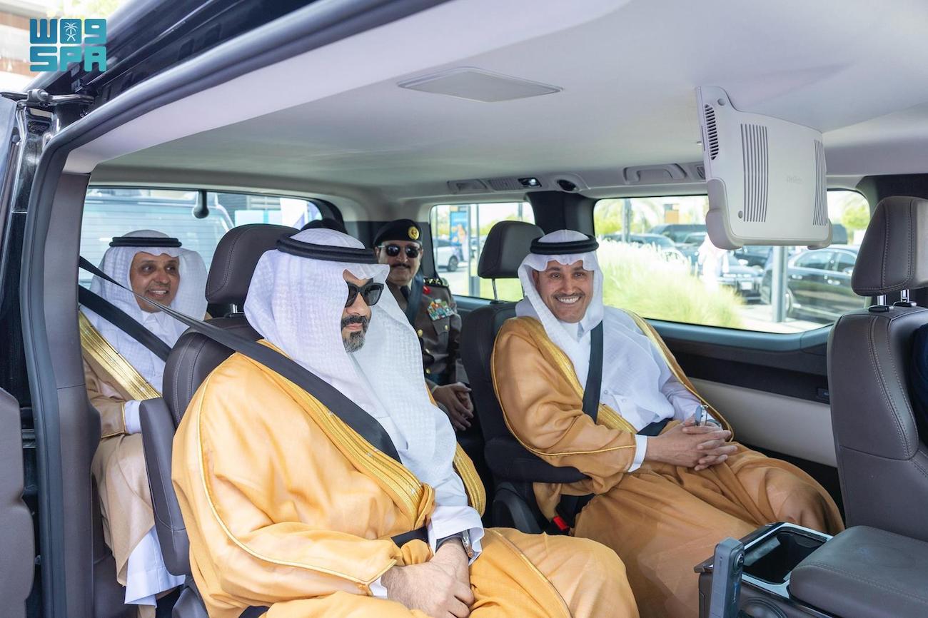 Saudi Arabia’s Minister of Transport and Logistic Services Saleh Al-Jasser launches a trial of autonomous vehicles in Riyadh on Wednesday. (SPA)