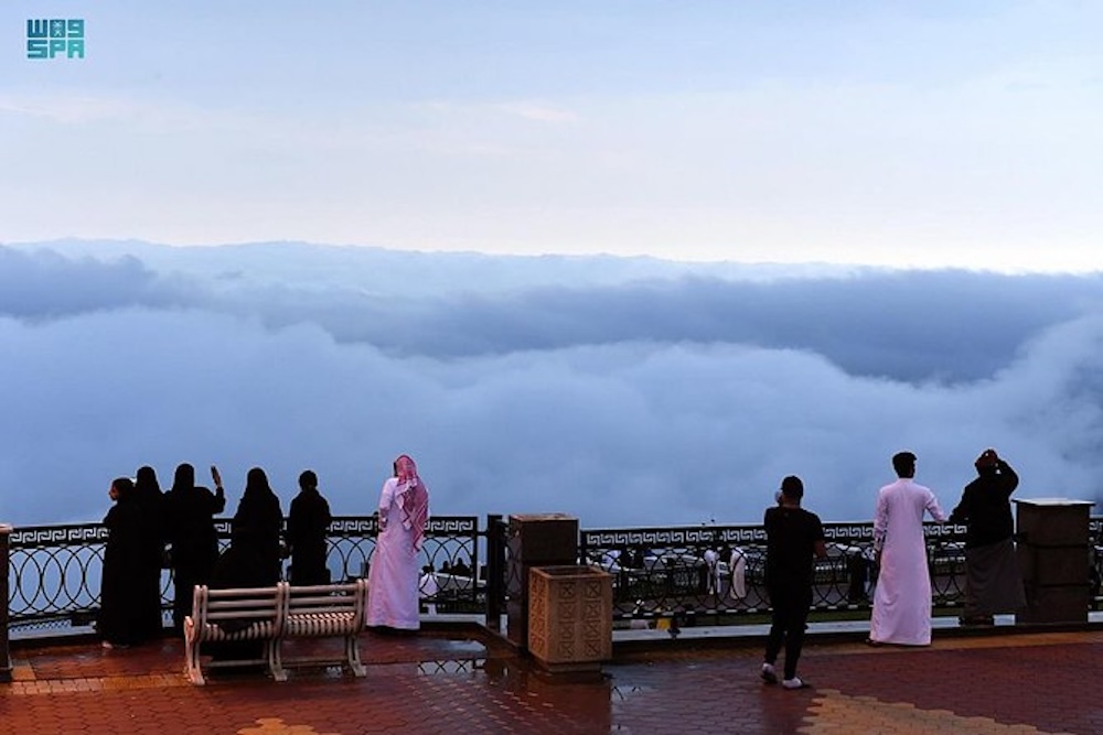 The Fog Walk promenade, at more than 2,400 meters above sea level in Saudi Arabia’s southern Asir region. (SPA)