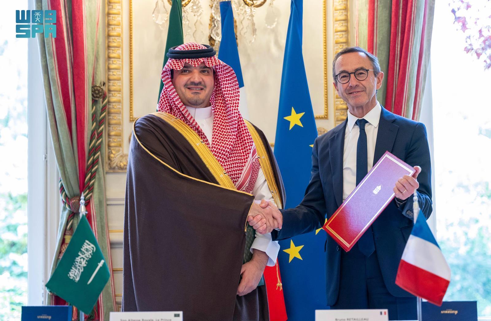 Saudi interior minister holds talks with French counterpart to enhance security, combat crime
