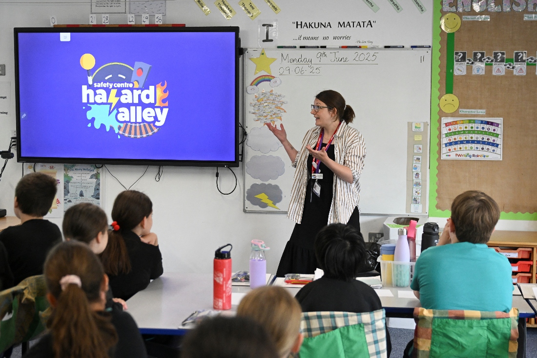 Young students participate in a knife crime workshop run by the Safety Centre charity at Emerson Valley School in Milton Keynes, Britain. (Reuters)