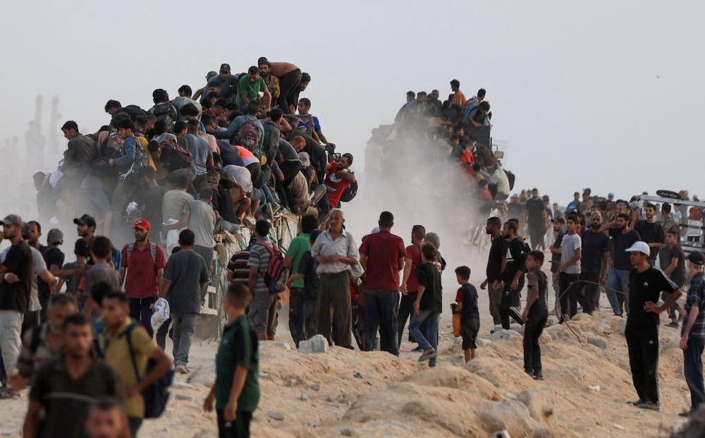 Israeli public figures urge ‘crippling sanctions’ on their country amid Gaza famine