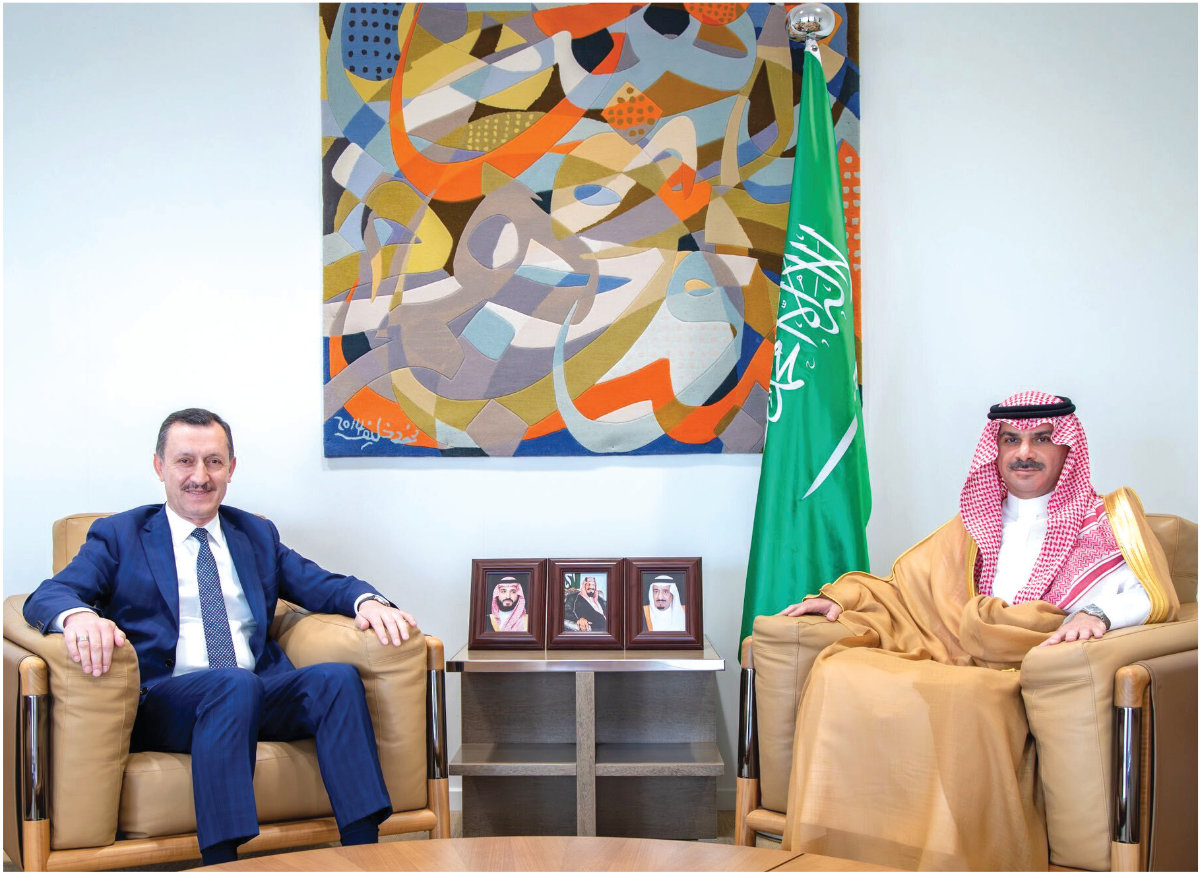 Saudi Arabia’s Deputy Minister for Consular Affairs Ehab Al-Najjar meeting with Turkiye’s Ambassador Emrullah Isler in Riyadh on Wednesday. (SPA)