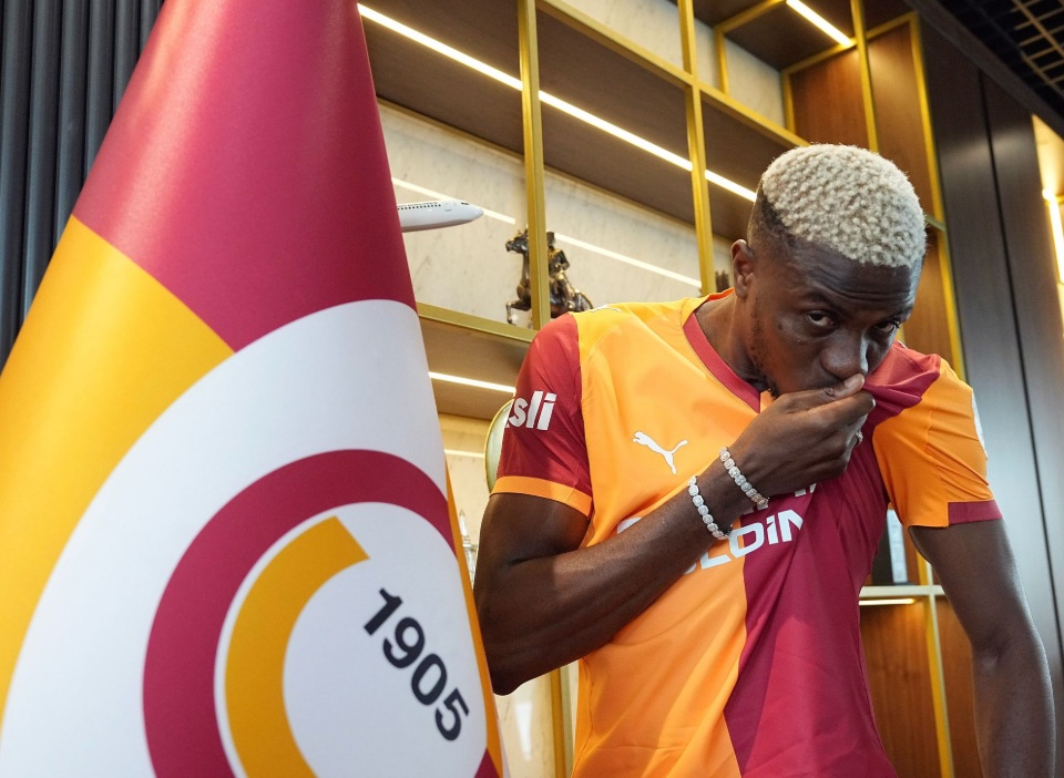 Napoli striker Victor Osimhen on Thursday completed his permanent move to Turkish champions Galatasaray in a 75 million euro ($87.5 million) four-year deal. (X/@GalatasaraySK)