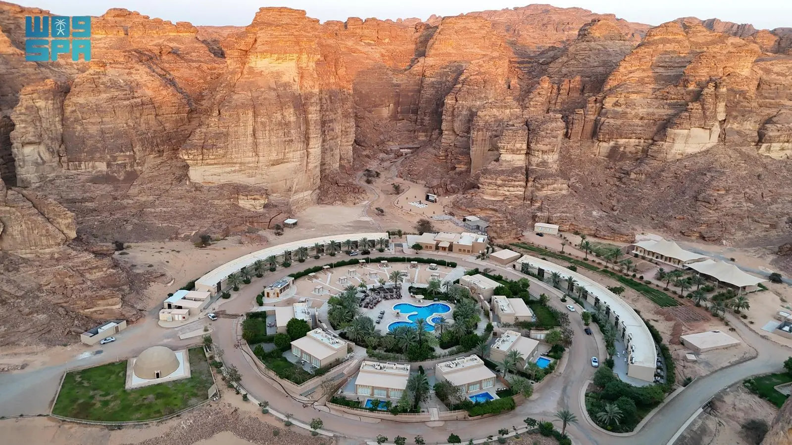 AlUla’s summer offers: Desert luxury amid geological splendor