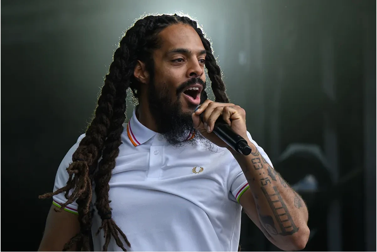 During his Glastonbury act, the punk duo’s frontman, Bobby Vylan, chanted “Death, death to the IDF.” (File/Getty images)