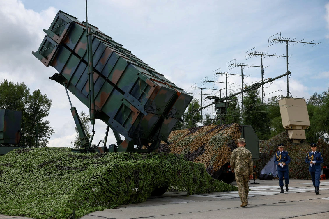 Ukraine offers its front line as test bed for foreign weapons