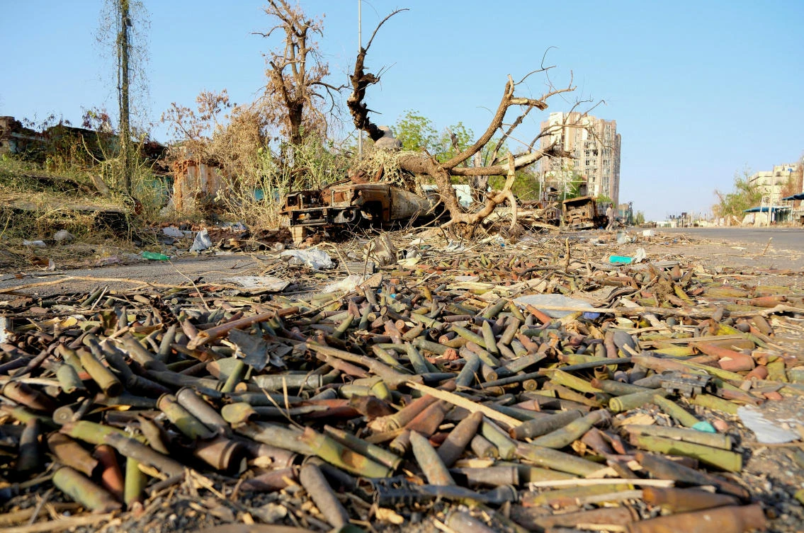 Unexploded ordnance lie on the ground on a street, after the Sudanese army deepened its control over Khartoum from the Rapid Support Forces (RSF), Sudan April 27, 2025. (Reuters/File)