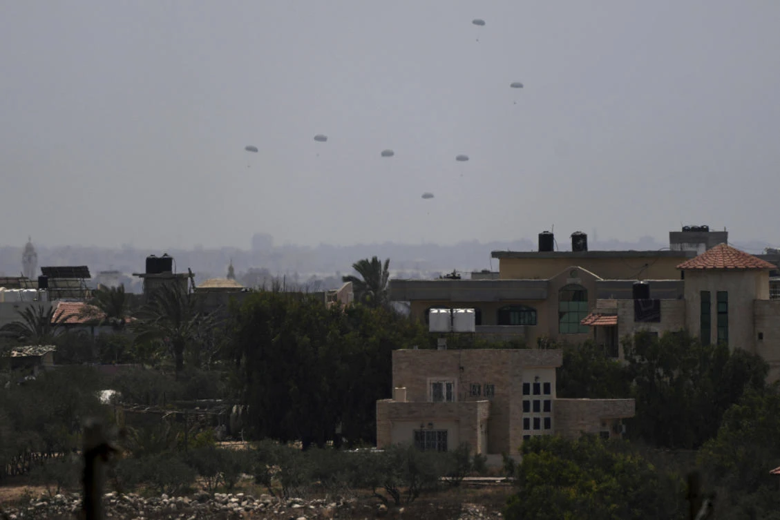 Humanitarian aid is airdropped to Palestinians over central Gaza Strip Tuesday, July 29, 2025. (AP)