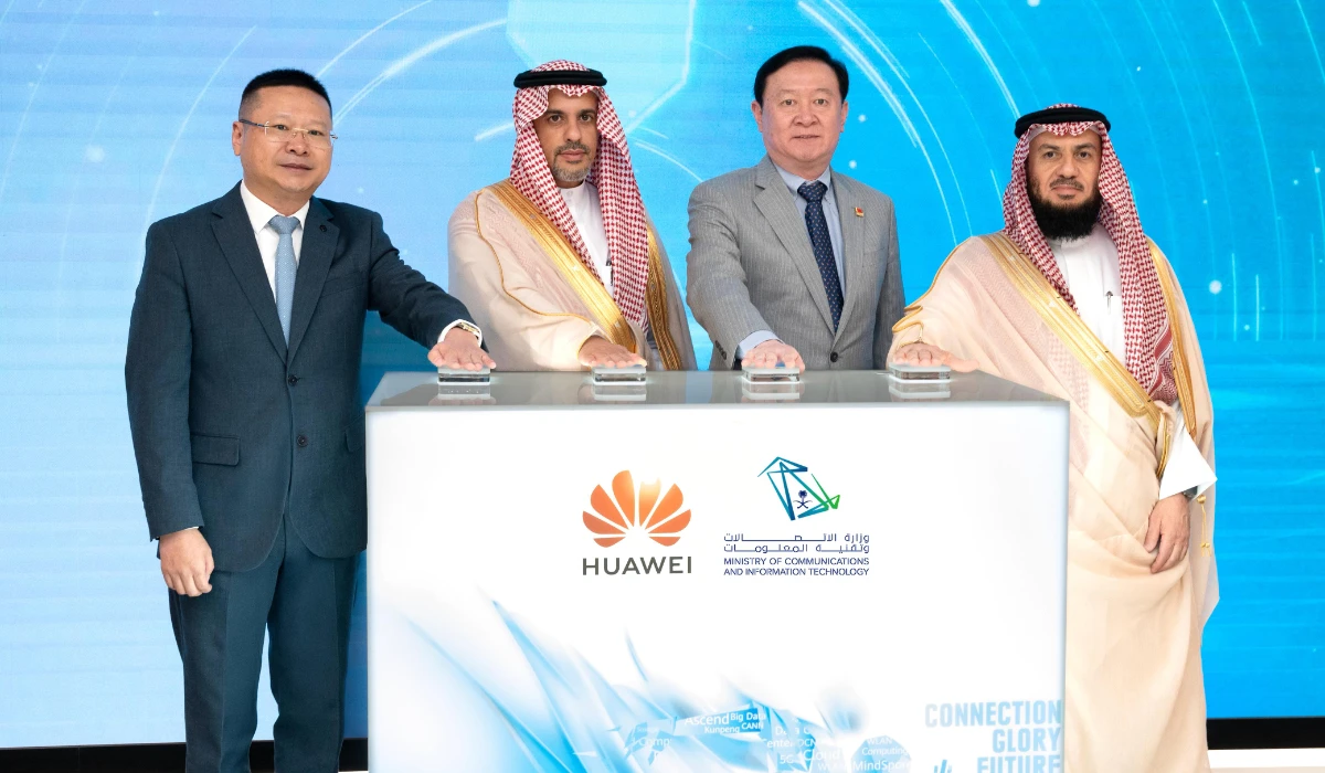 The opening ceremony was attended by Vice Minister of Communications and Information Technology Haytham Al-Ohali, Ambassador of China to Saudi Arabia Chang Hua, and other dignitaries.