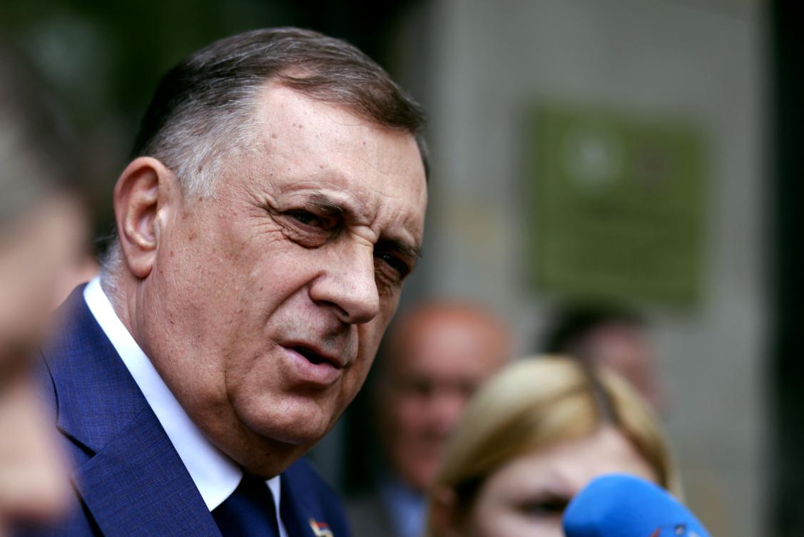 Bosnian Serb leader, Milorad Dodik addresses the media after a visit of the University in East-Sarajevo, on Apr. 24, 2025. (AFP)