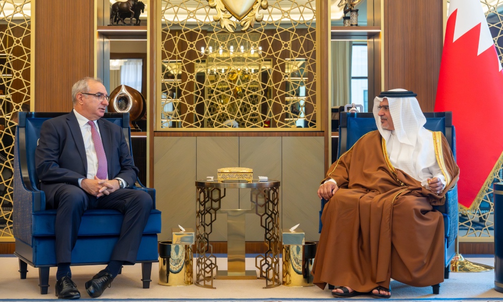 Bahraini Crown Prince Sheikh Salman bin Hamad Al-Khalifa held a meeting with the departing Israeli ambassador Eitan Naeh. (Bahrain News Agency)