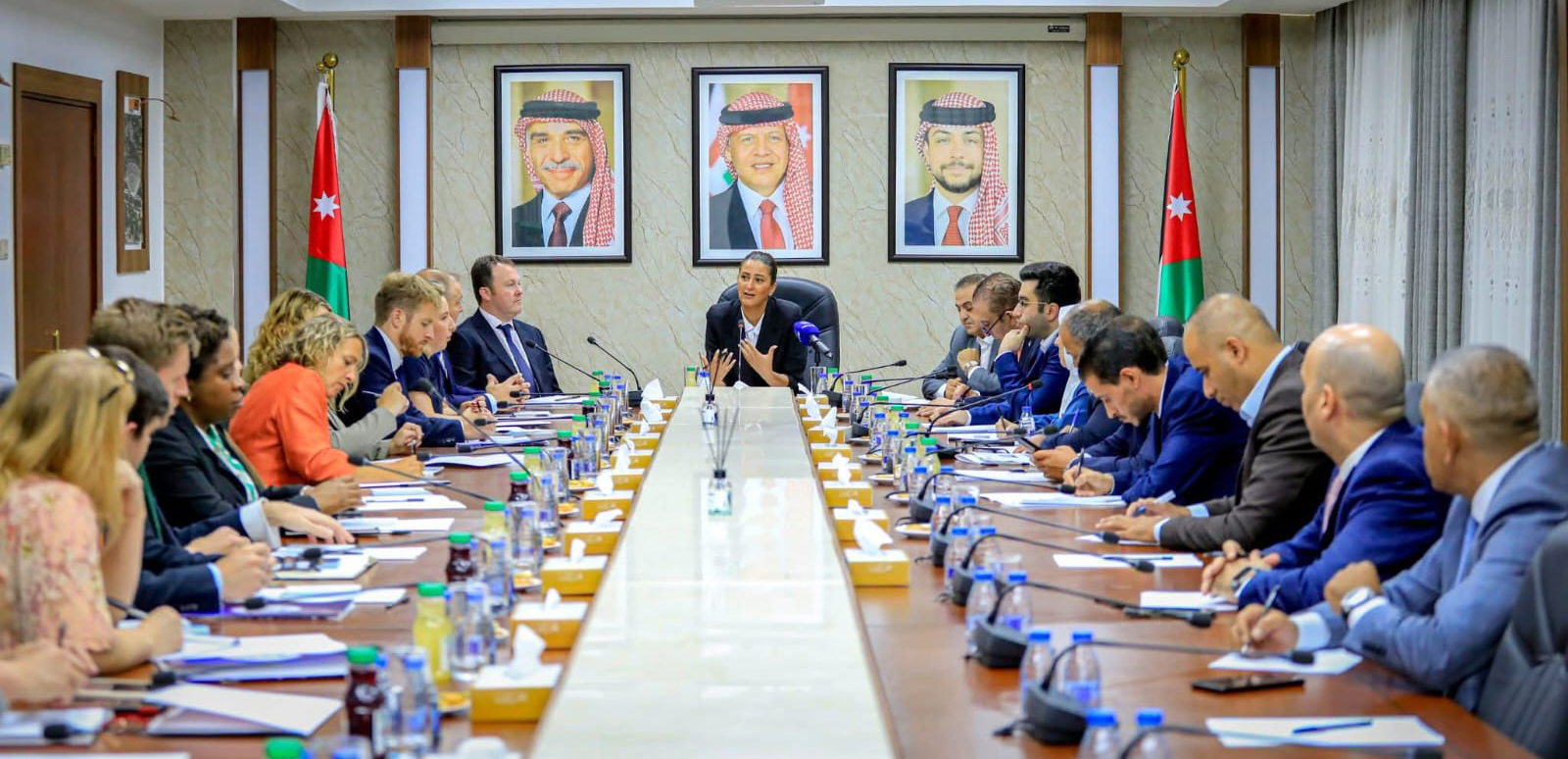 Jordan and the UK reiterated their shared commitment to deeper cooperation in a range of sectors, as politicians from the two countries met in Amman on Thursday to discuss pressing regional and international issues. (Jordan News Agency)