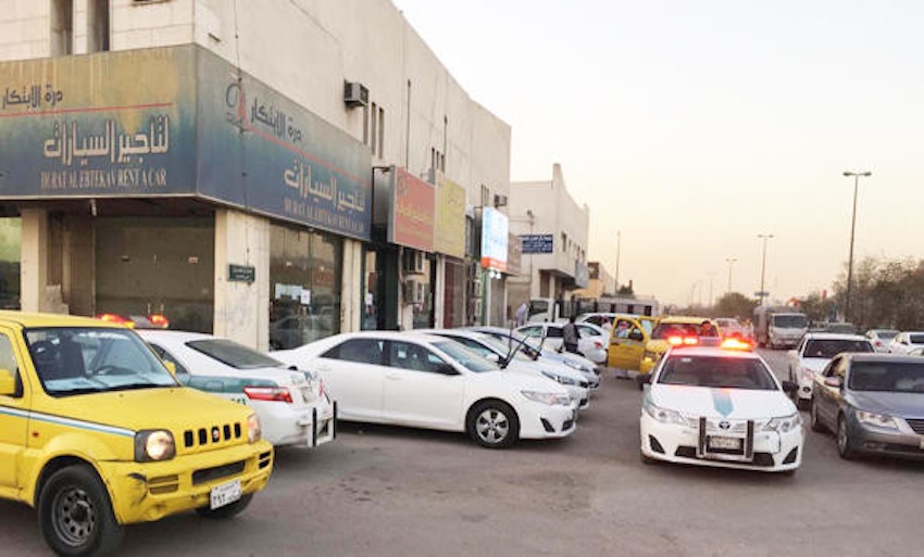 The managed parking system will issue digital permits to residents and visitors through the Riyadh Parking app, without a fee. (Supplied)
