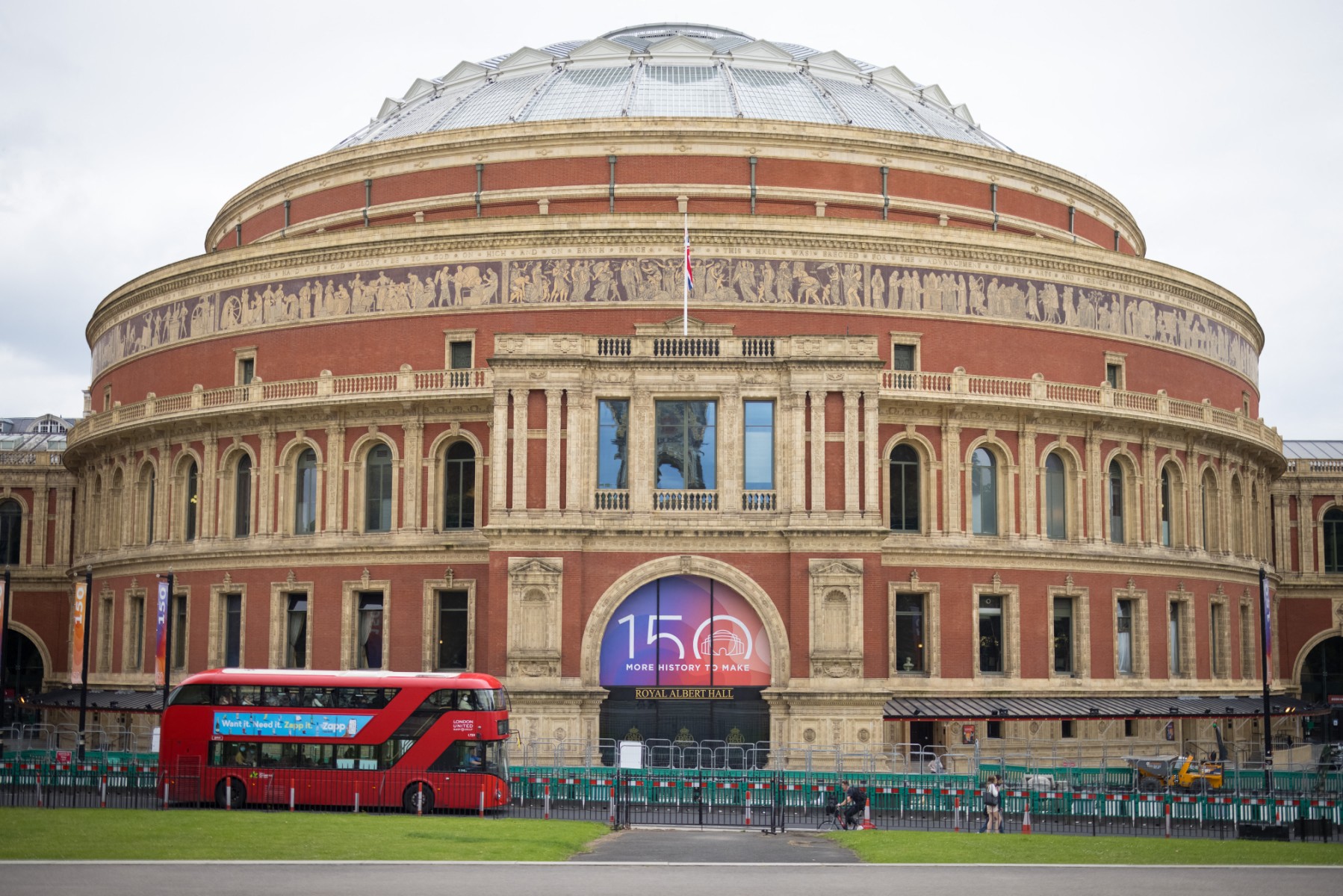 The head of London’s Royal Albert Hall has apologized to a couple who were denied entry to a concert because of the husband’s Palestinian lapel pin. (AFP/File Photo)