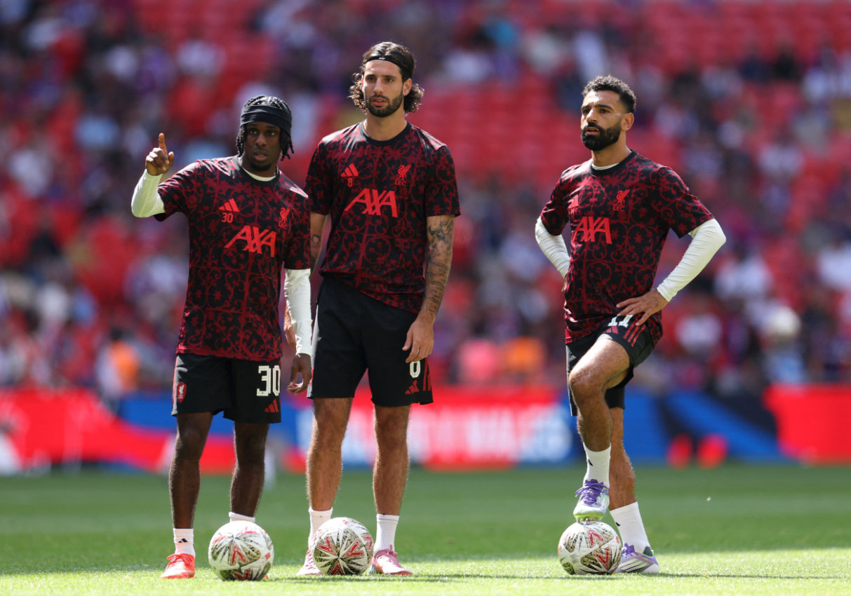 Liverpool have splashed out to defend their Premier League title as champions but face stiff competition from an Arsenal side desperate to shake off their tag as nearly men and a rejuvenated Manchester City. (Reuters)