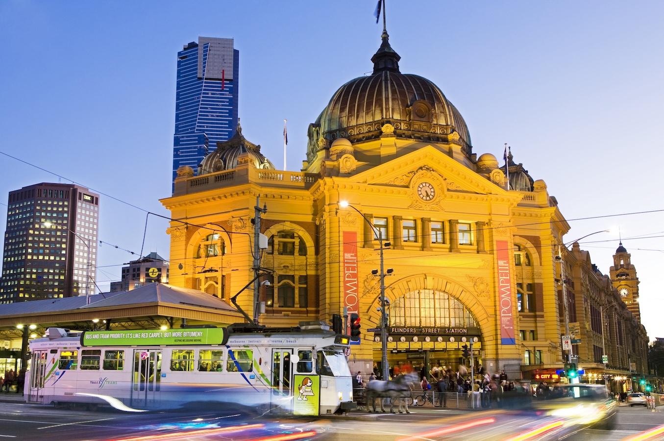 Melbourne's Flinders Street Station at dusk. (Getty Images)