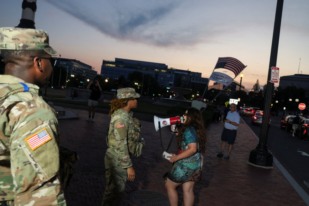 Three Republican-led states to send hundreds of National Guard troops to Washington