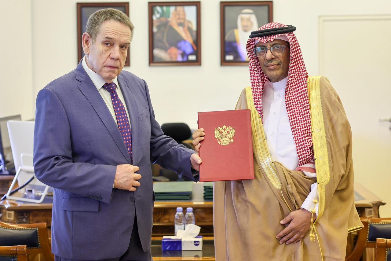 The message was delivered by Russia’s ambassador to the Kingdom Sergey Kozlov to Dr. Abdulrahman bin Ibrahim Al-Rassi, undersecretary of the Ministry of Foreign Affairs for International Multilateral Affairs. (SPA)