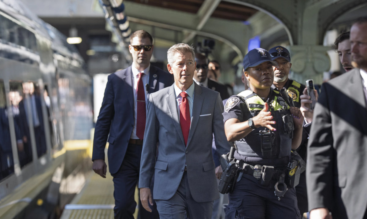 Trump extends control over Washington by taking management of Union Station away from Amtrak