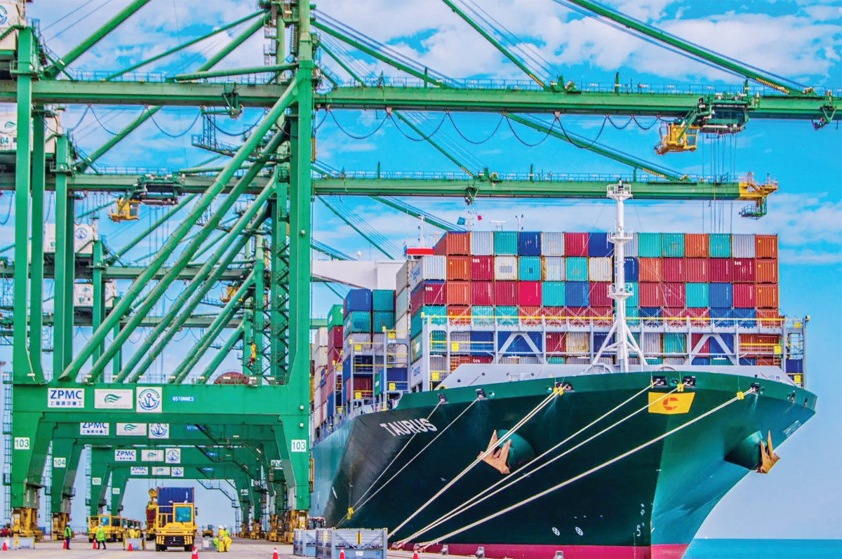 The rise in non-oil exports supports the goals of Saudi Vision 2030, which aims to diversify Saudi Arabia’s economy and reduce its reliance on oil revenues. (SPA)