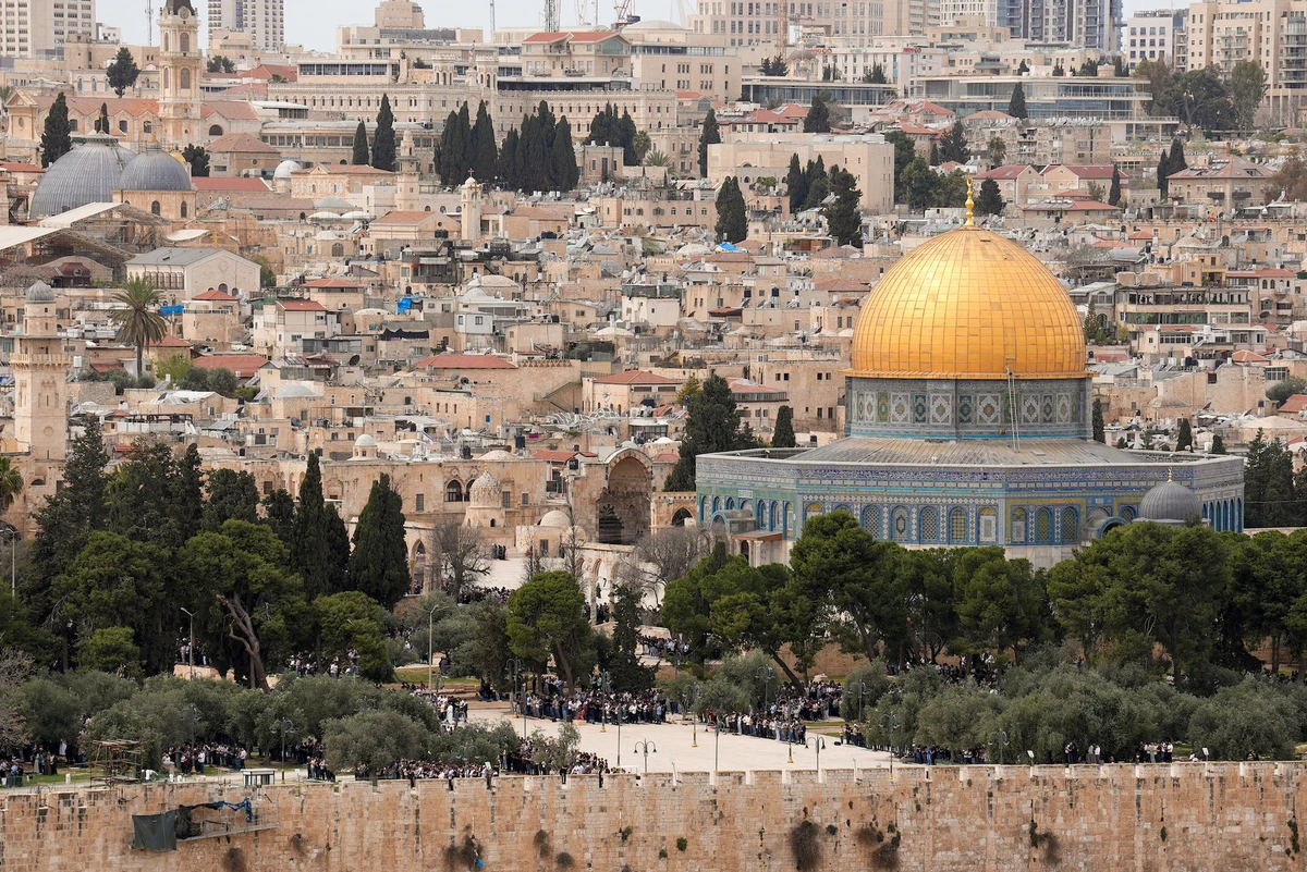 FILE PHOTO: A general view of Al-Aqsa compound as Muslim worshippers attend the last Friday prayers of the holy fasting month of Ramadan, in Jerusalem, March 28, 2025. (Reuters)