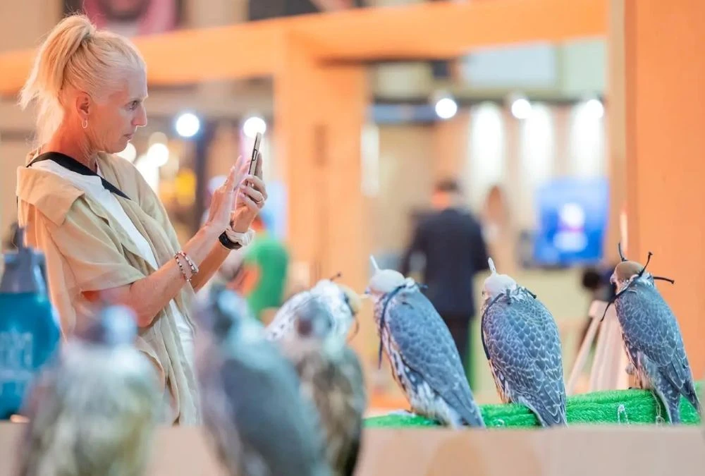 Saudi club hosts global falcon auction in Riyadh