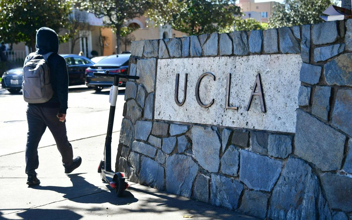 President James Milliken, who oversees the 10 campuses that make up the University of California system, , said managers had received the $1 billion demand on Friday and were reviewing it. (AFP)