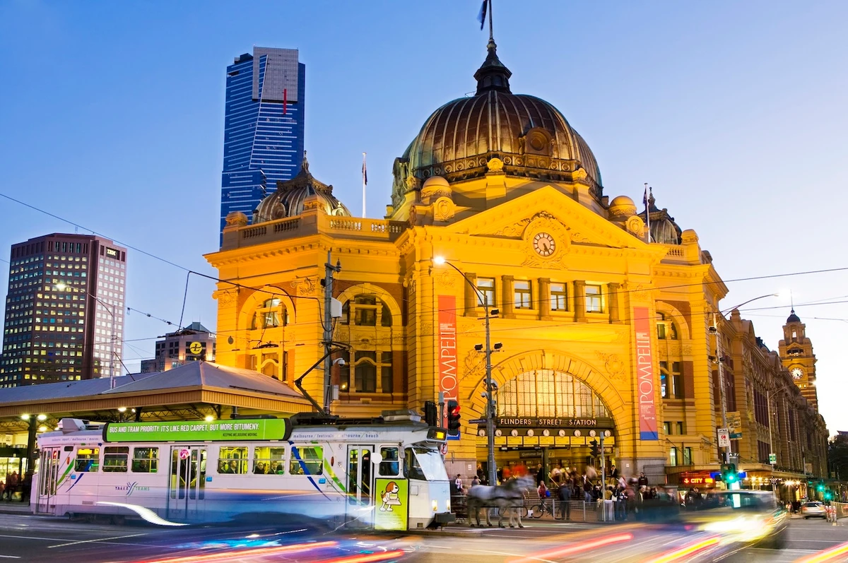 Melbourne's Flinders Street Station at dusk. (Getty Images)