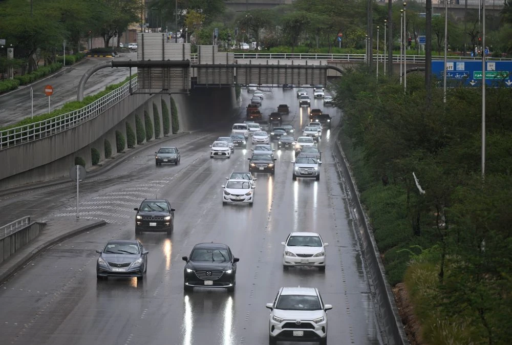 The National Center for Meteorology has issued a warning of rainfall accompanied by strong winds, reduced visibility, hail, and thunderstorms in several regions in Saudi Arabia. (AN Photo)