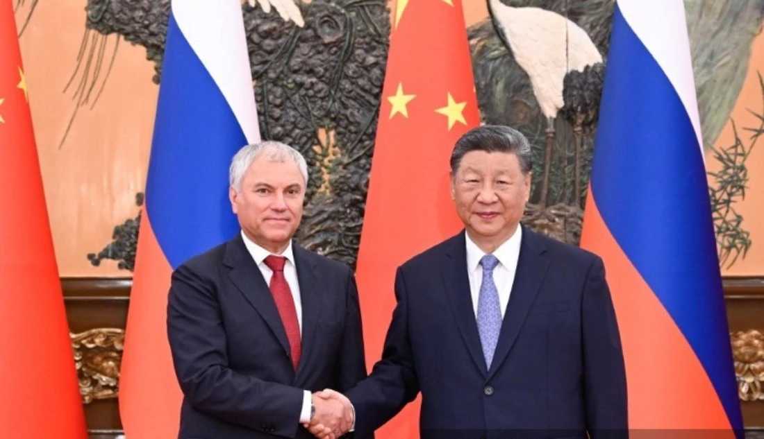 Chinese President Xi Jinping meets with Vyacheslav Volodin, chairman of the Russian parliament's lower house, in Beijing, China. (AFP)