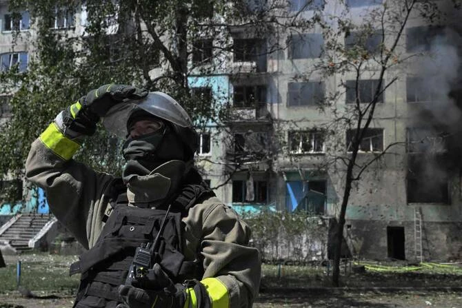 European defense ministers pledged Friday to ramp up support for Ukraine and increase pressure on Russia, a day after a Russian air assault on Kyiv killed 23 people and badly damaged a European diplomatic compound. (AFP/File)
