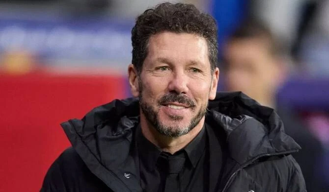 Atletico Madrid manager Diego Simeone is keeping his cool despite his team's disastrous start in their bid to end a five-year LaLiga title drought, with the under-fire coach hoping to strengthen his squad before Monday's transfer deadline. (X/@atletiuniverse)