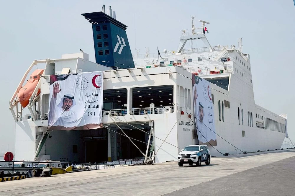 The UAE’s ninth Hamdan humanitarian ship carries a total of 7,000 tonnes of relief supplies for the people of Gaza. (WAM)