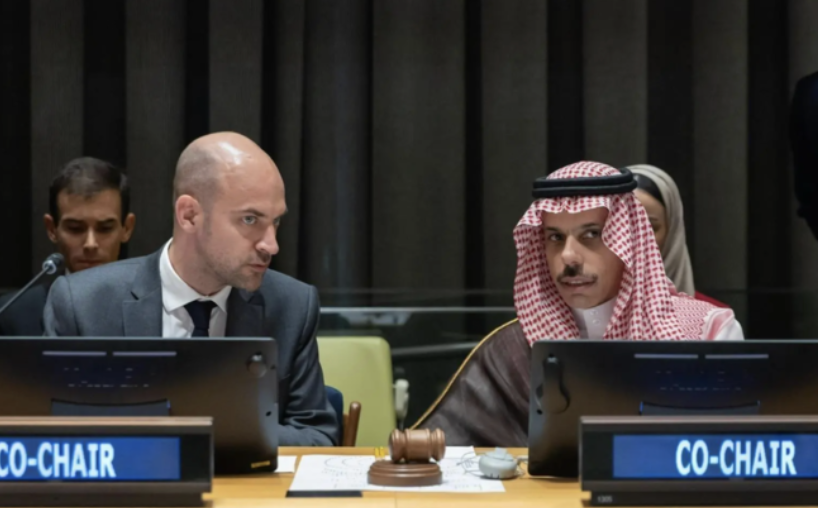 Saudi Foreign Minister Prince Faisal bin Farhan and French Foreign Minister Jean-Noel Barrot co-chair the UN meeting. (SPA)