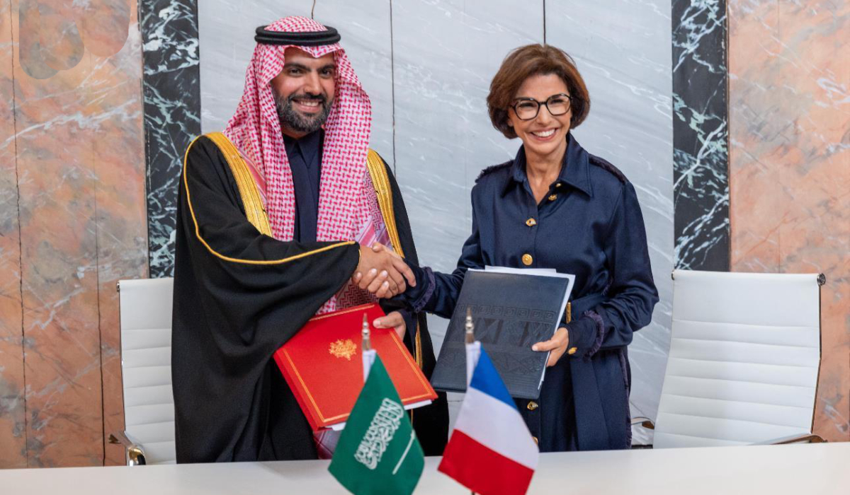The parties signed an executive program for cultural cooperation between the Ministry of Culture and the Grand Palace, represented by the French Ministry of Culture. (SPA)
