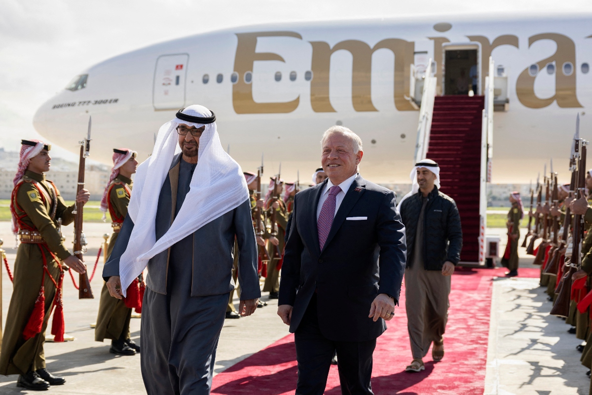 Accompanied by Crown Prince Al Hussein, Prime Minister Jafar Hassan and Minister of Foreign Affairs Ayman Al Safadi, along with several senior Jordanian officials. (AFP)