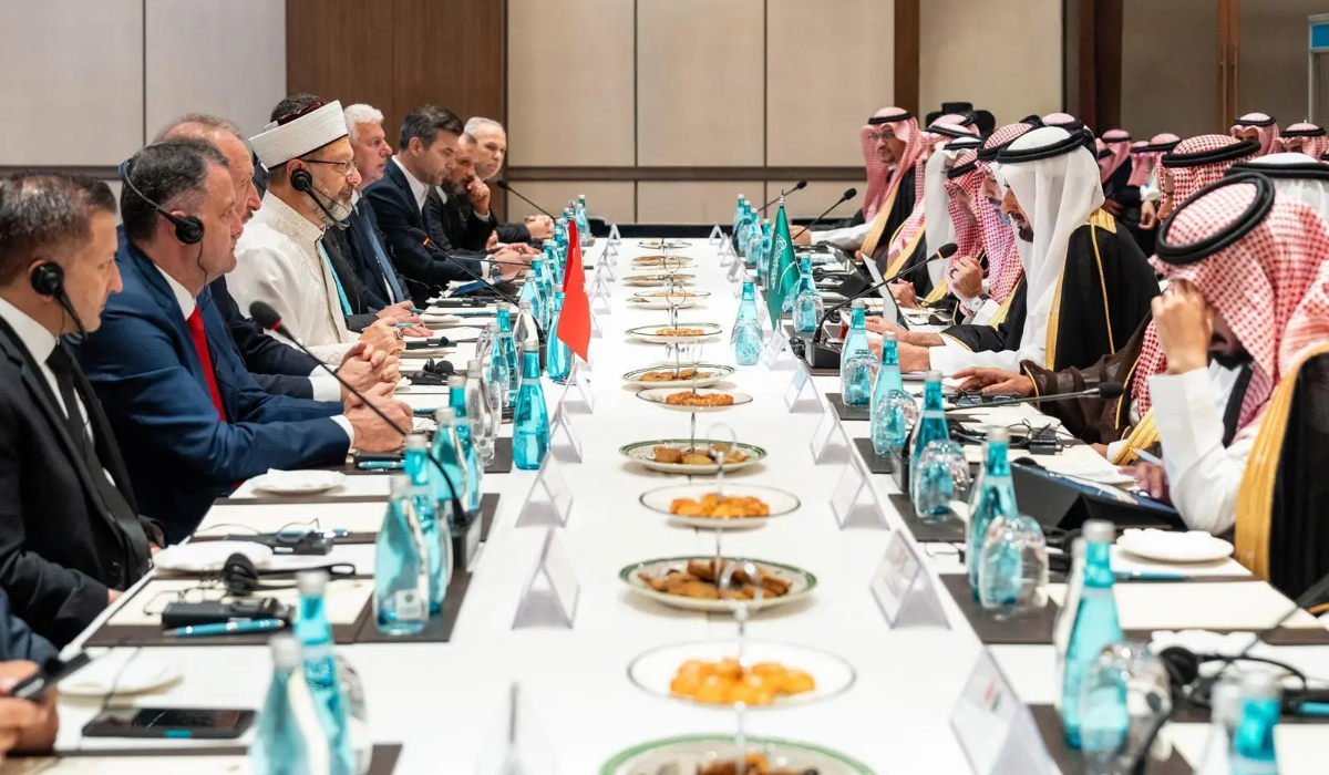 Saudi Arabia’s Hajj and Umrah Tawfiq Al-Rabiah meets Turkish officials in Ankara. (SPA)