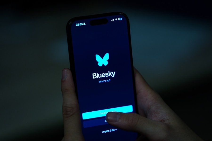 Bluesky offers many of the same core features as Twitter, allowing users to post short text and photo updates, reply to each other and re-share posts. (X/@TechCrunch)