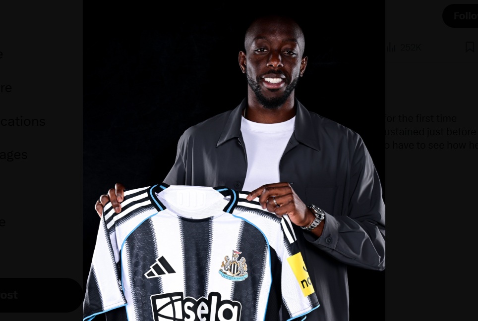 Newcastle United's new recruit Yoane Wissa will have to wait for his debut after an injury suffered on international duty ruled him out of Saturday's Premier League match against Wolverhampton Wanderers, manager Eddie Howe said on Friday. (X/@NUFC)