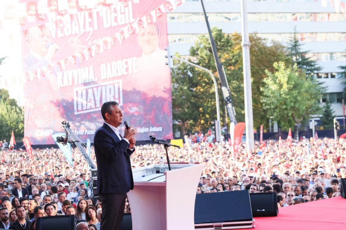 Leader of Turkey's main opposition party, Republican People's Party (CHP), Ozgur Ozel, speaks on stage during a rally, in Ankara, on September 14, 2025.(File/AFP)