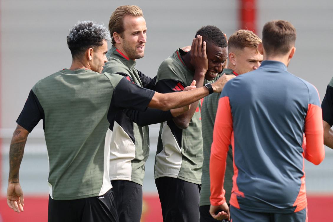 Bayern Munich’s Colombian forward Luis Diaz, English forward Harry Kane, Senegalese forward Nicolas Jackson and German midfielder Joshua Kimmich take part in a training session in Munich, on Sept. 16, 2025, on the eve of their UEFA Champions League first round day 1 match against Chelsea. (AFP)