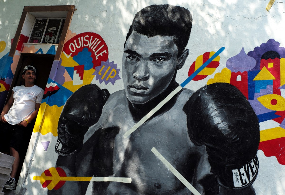 Muhammad Ali’s unsigned draft card, a piece of Vietnam-era history, will be auctioned
