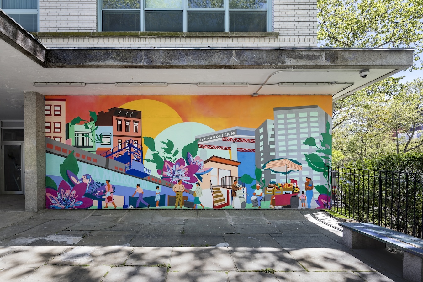 NYC Health + Hospitals/Metropolitan Mural. Artwork by Priscila De Carvalho. (Photo by N. Knight. Image courtesy of NYC Health + Hospitals Arts in Medicine department)