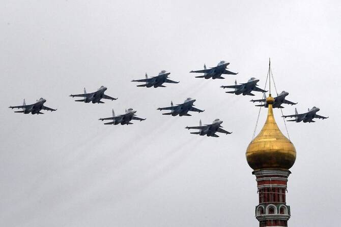 Estonia summoned a Russian diplomat to protest after three Russian fighter aircraft entered its airspace without permission Friday and stayed there for 12 minutes, the Foreign Ministry said. (AFP/File)