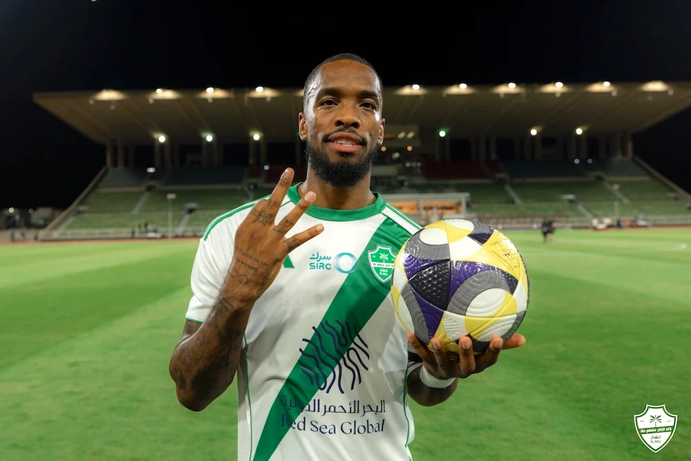 Ivan Toney celebrates scoring a hat-trick in Al-Ahli’s 5-0 win over Al-Arabi on Sunday night. (X: @ALAHLI_FCEN)