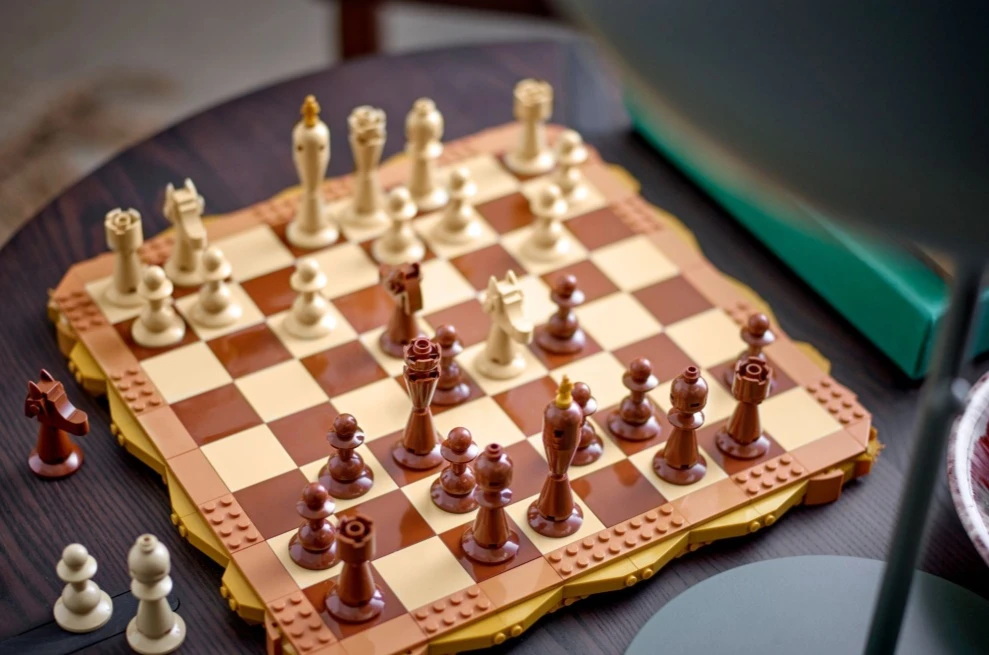 The International Chess Federation (FIDE) said on Friday it was not involved in and had not been consulted over an alleged decision by a Spanish tournament to forbid Israeli players from competing under their national flag. (X/@Falconbricks)