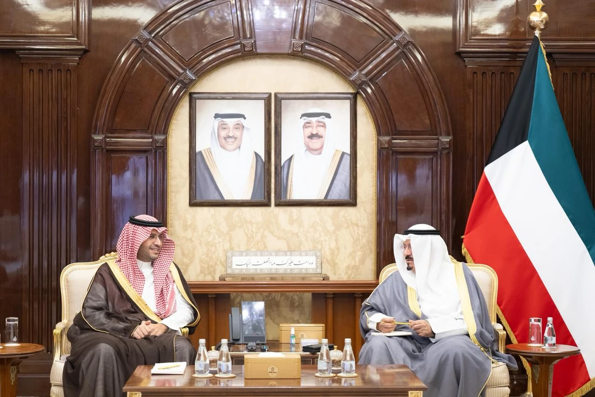 Kuwait’s PM Sheikh Ahmed Abdullah Al-Ahmad Al-Sabah receives Saudi Minister of State Prince Turki bin Mohammed bin Fahd bin Abdulaziz at Bayan Palace on Monday. (SPA)